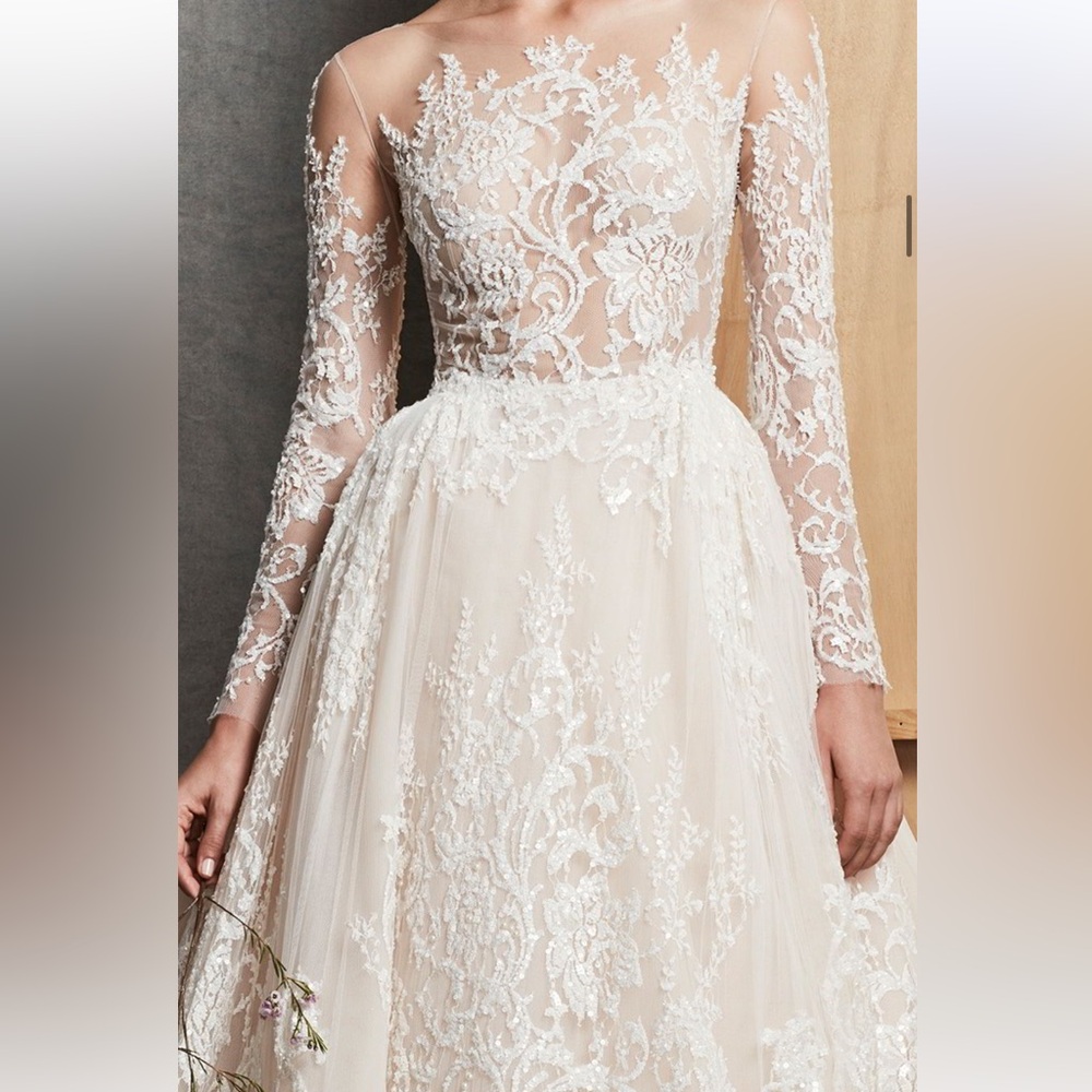 Zuhair Murad Christina Neck Bodice Gown S18 Wedding Dress US:8 - Picture 2 of 13